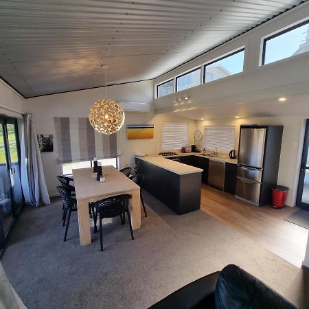 Cosy Cottage In Wanaka Exterior photo